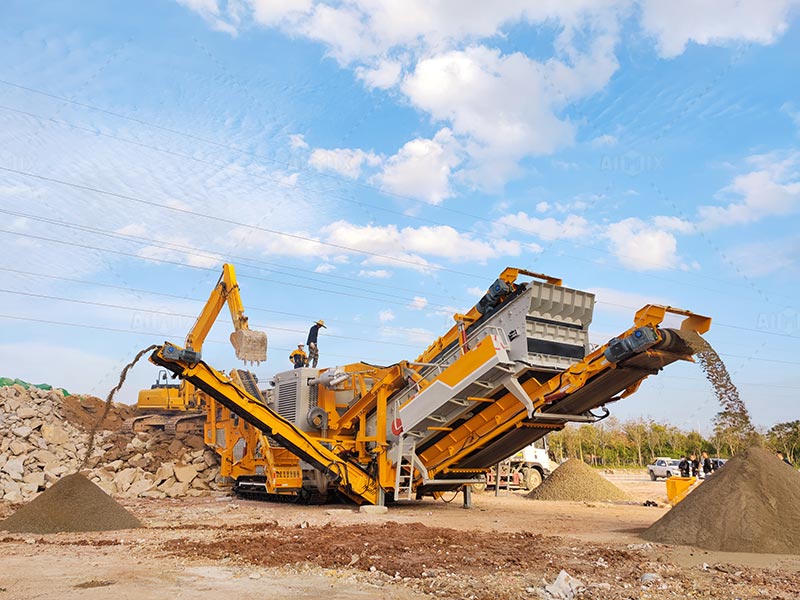 Process Construction Waste Through Crawler Crusher